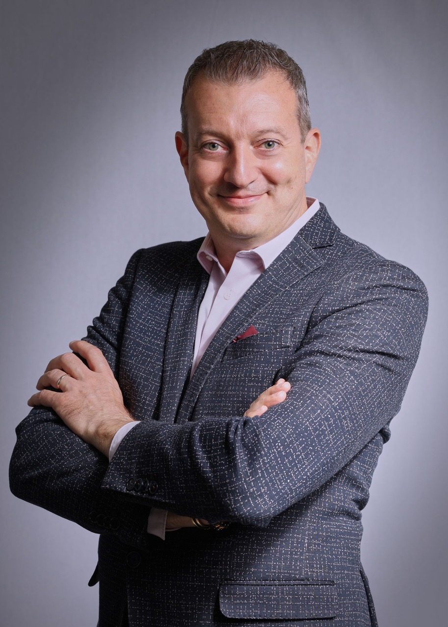 Simone Radaelli Simone Radaelli - enertech